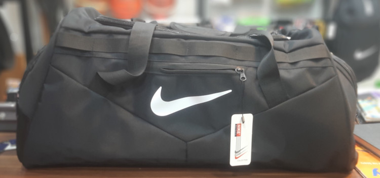 ساک نمره 7، نایکی (NIKE) بزرگ و جادار، رو دوشی و دستی