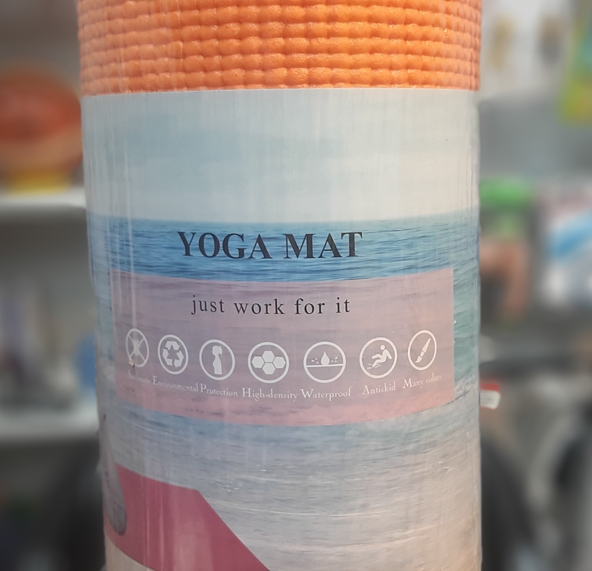 مت یوگا (زیرانداز)، PVC، ضد آب و لغزش، ضخامت 8 میل، کاوردار