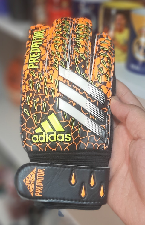 دستکش دروازه بانی فوتبال ارگونومیک با آتل تقویت انگشتان