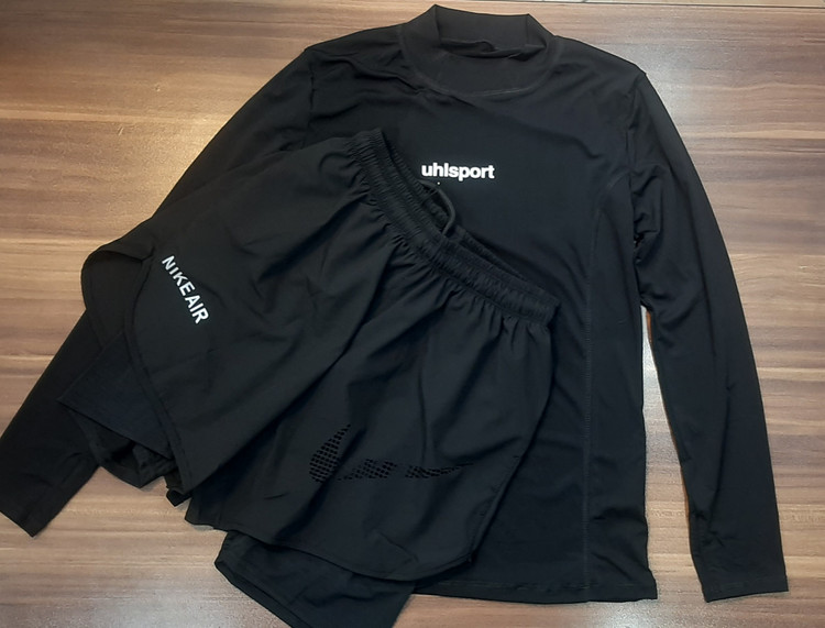 ست تیشرت استریج انگشتی، فینگردار، آستین بلند و شلوارک کشاله دار مشکی