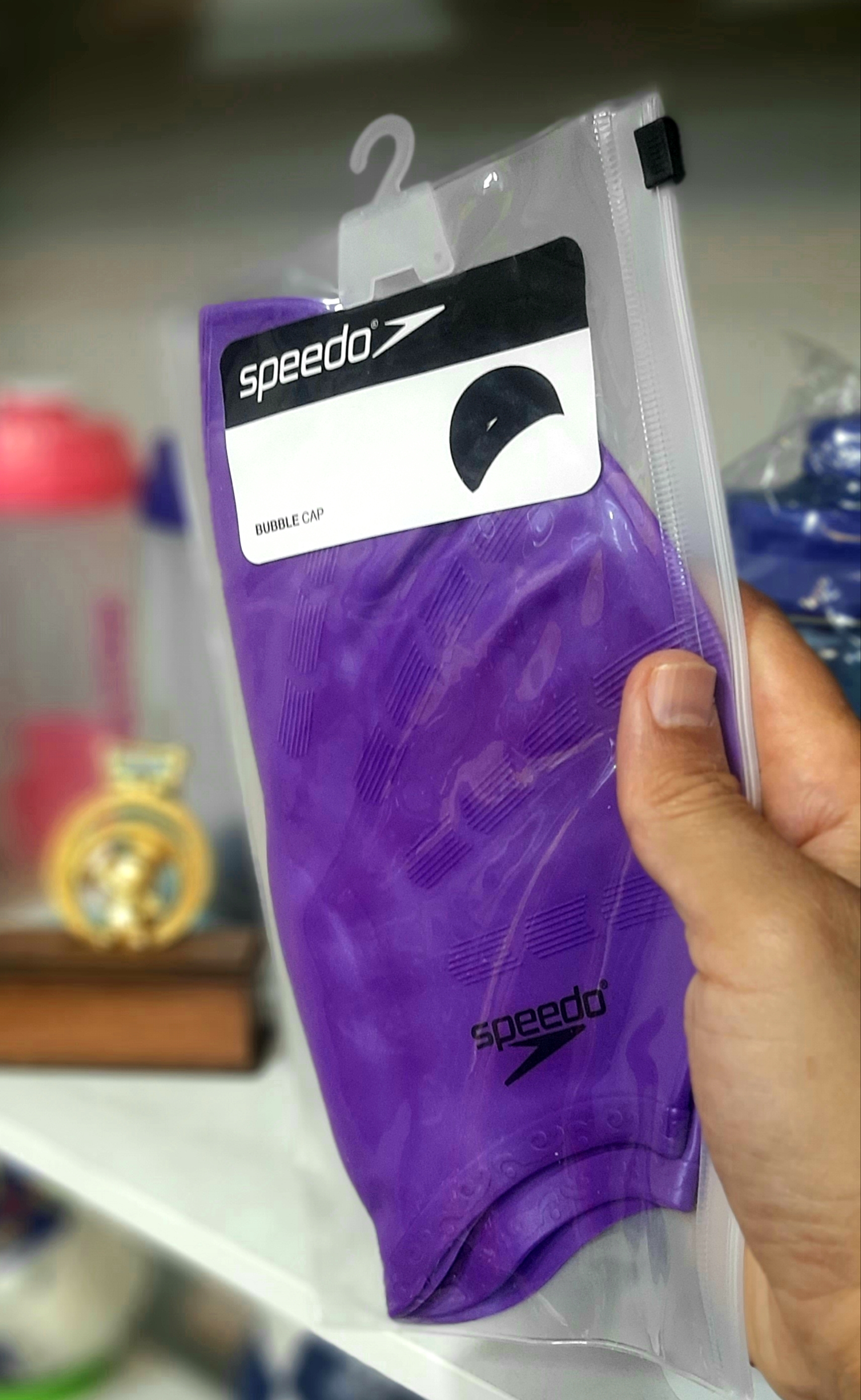 کلاه شنا، گوش‌دار، اسپیدو (Speedo)