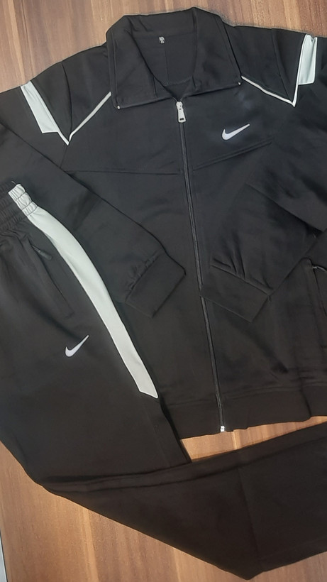 گرمکن و شلوار پارچه غواصی، گرم بالا، نایکی (NIKE)